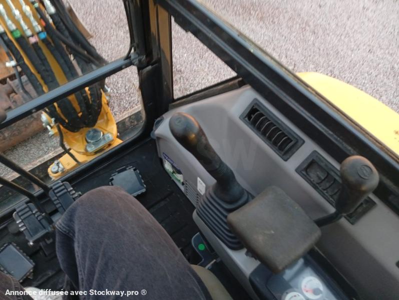 Photo Komatsu PC24MR-5  image 10/15