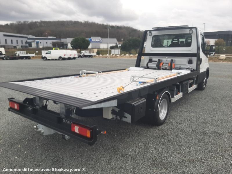 Photo Iveco Daily 35C18 image 3/11