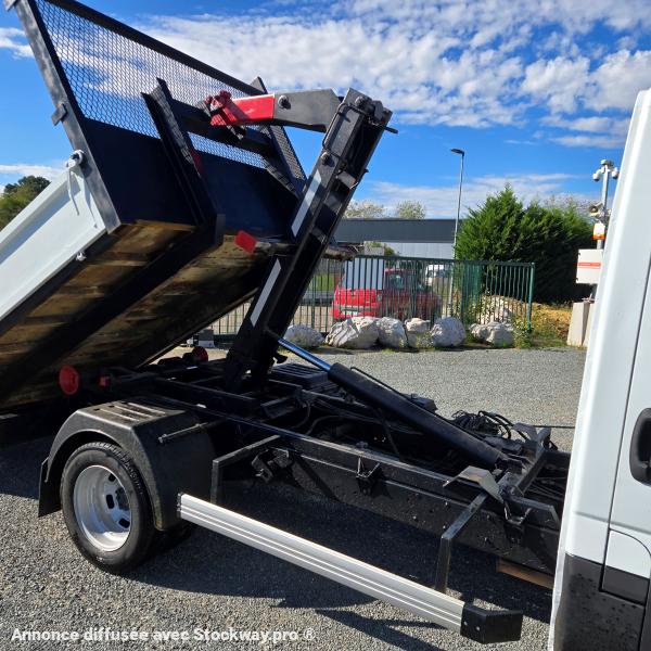 Photo Iveco Daily 35C15 image 2/10