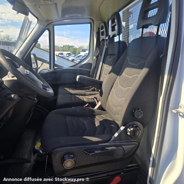 Photo Iveco Daily 35C15 image 9/10