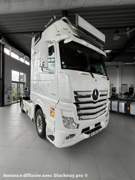 Mercedes Actros 1863