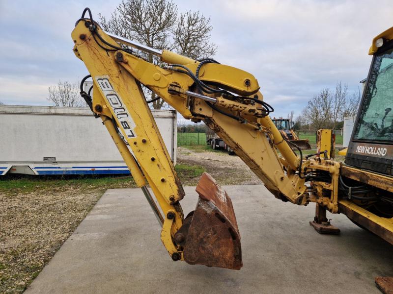 Backhoe loader New Holland LB 110