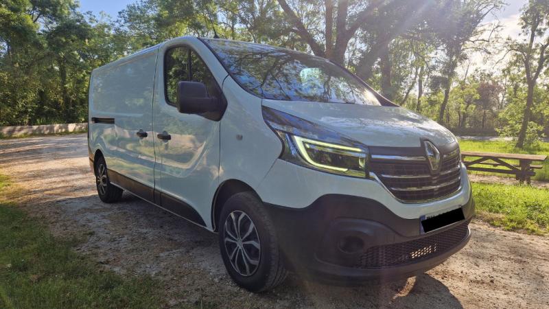 samochód dostawczy Renault Trafic L2H1