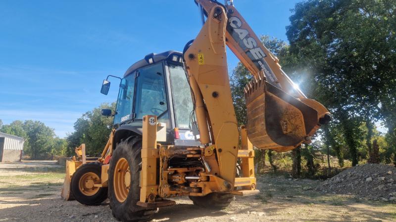 Tractopelle Case 580ST