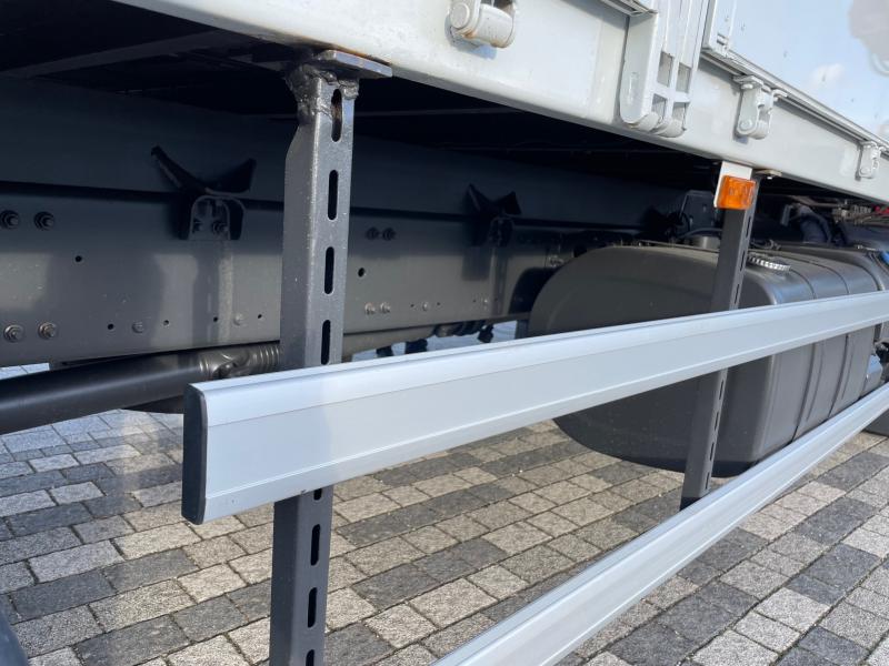 Camion Renault Premium Lander