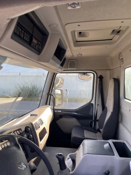 Camion Renault Premium Lander