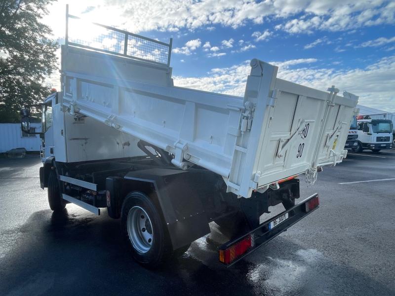 Camion Iveco Eurocargo 140E22