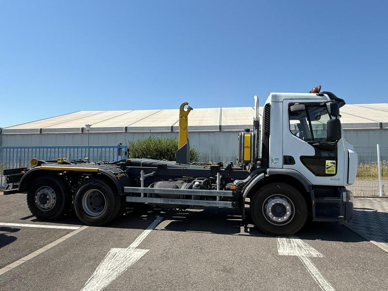 Camion Renault Lander