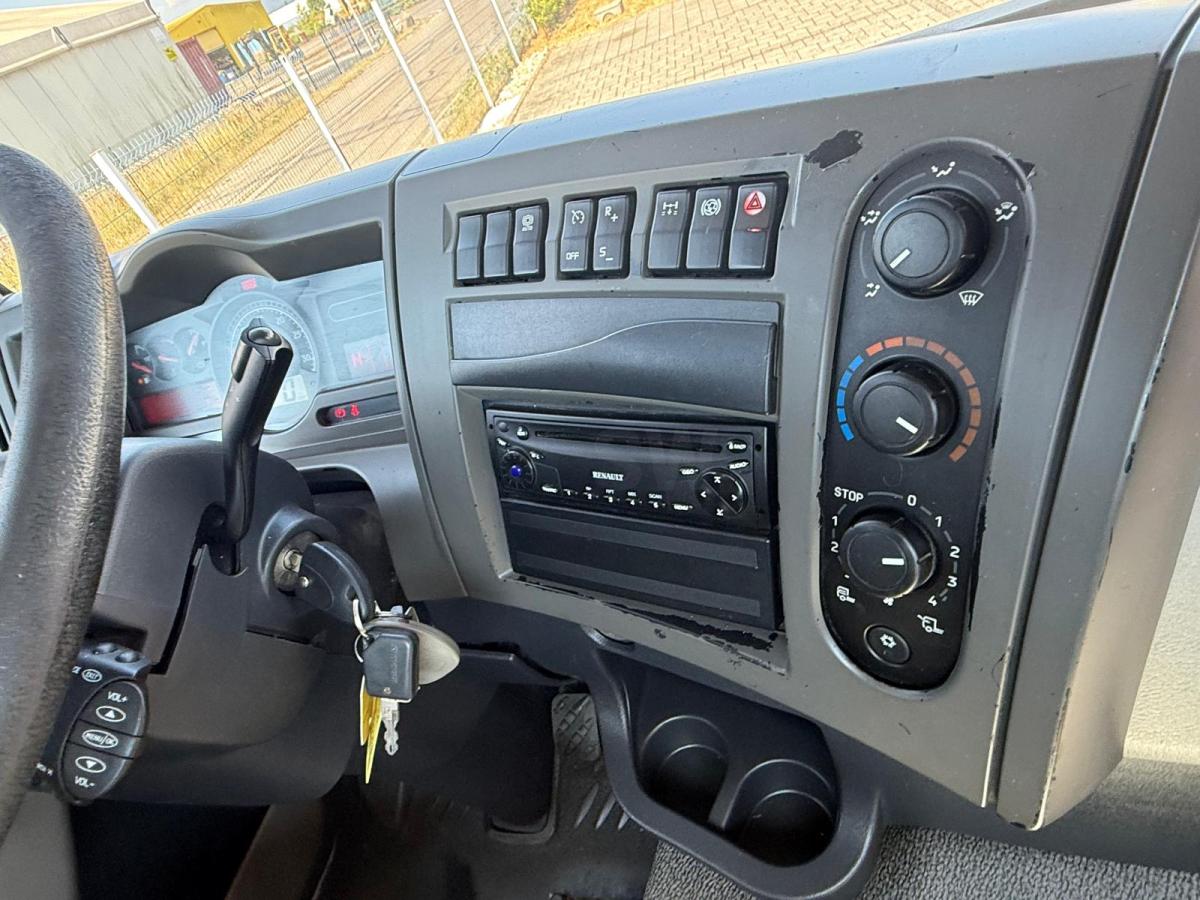 Camion Renault Lander