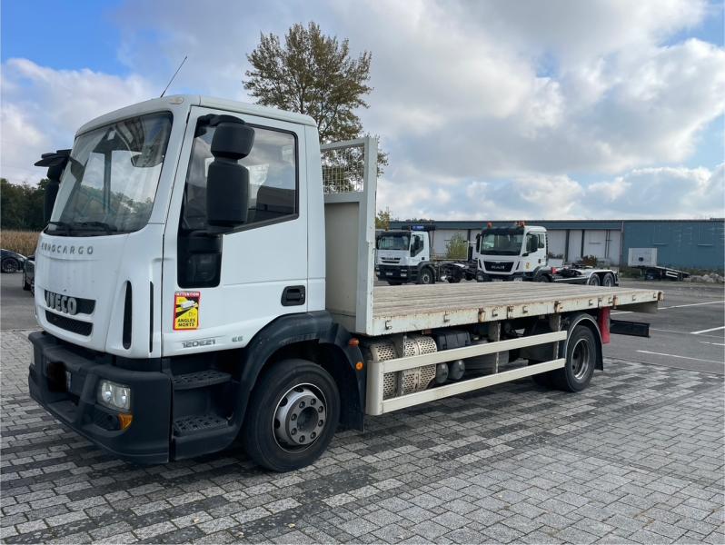 Camion Iveco Eurocargo 120E21