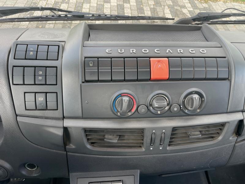 Camion Iveco Eurocargo 120E21