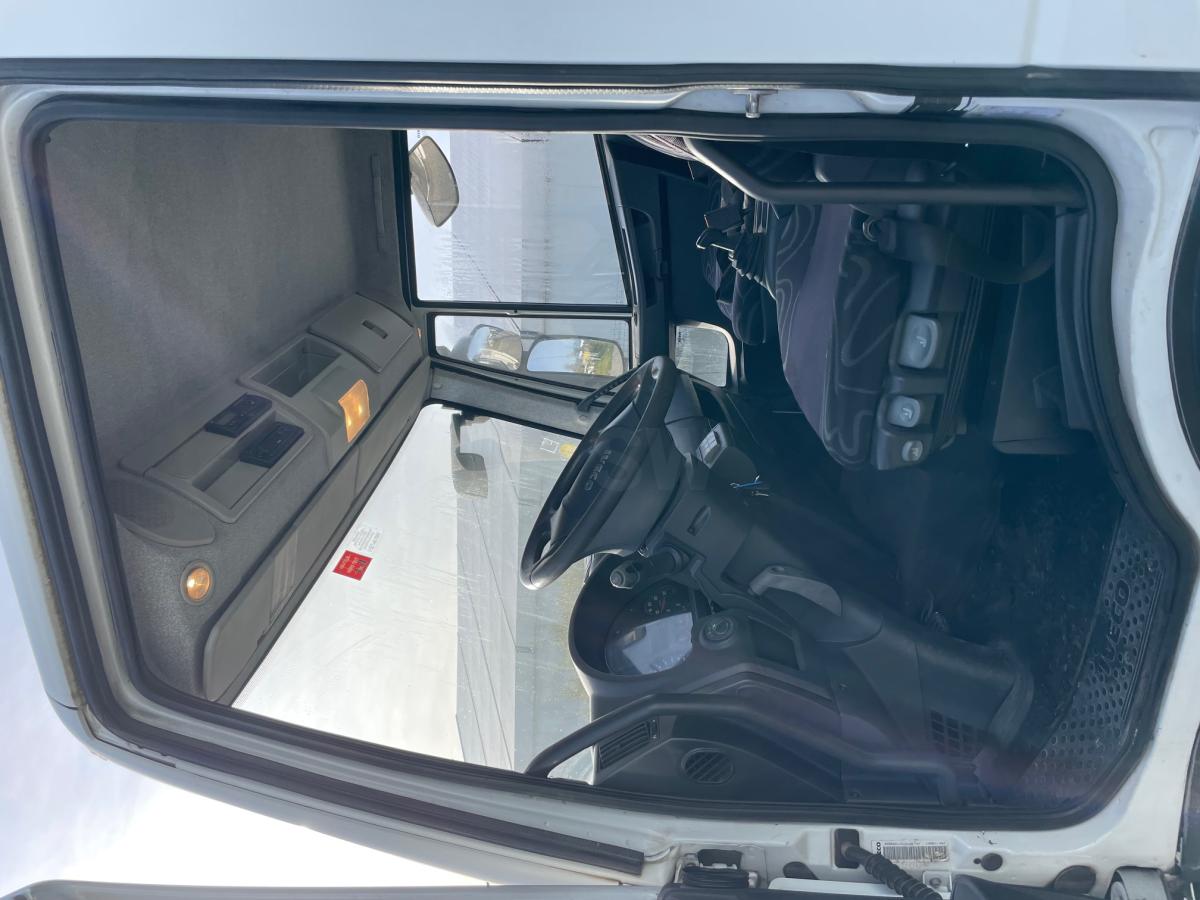Camion Iveco Eurocargo 120E21