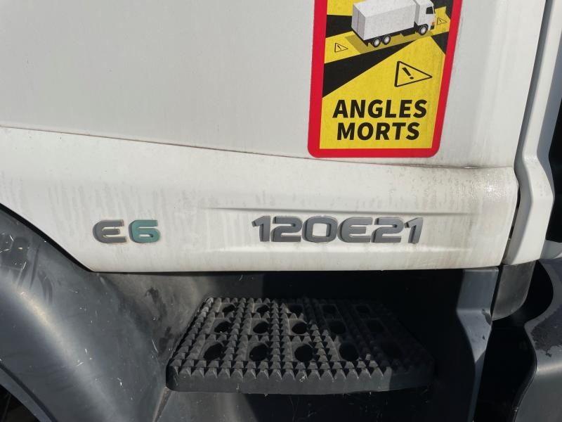 Camion Iveco Eurocargo 120E21