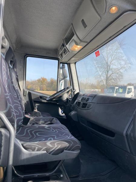 Camion Iveco Eurocargo 120E21