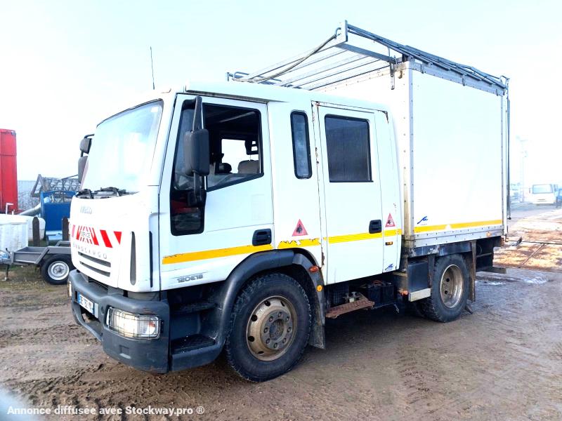 Photo IVECO EUROCARGO 120E18 DOUBLE CABINE image 4/11