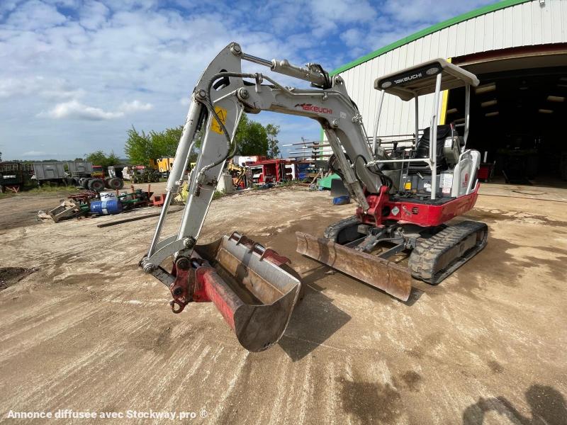 TAKEUCHI TB225 3 GODETS