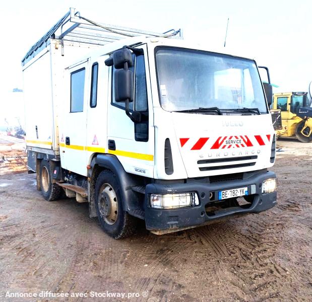 Photo IVECO 120E18 DOUBLE CABINE 9 PLACES image 5/11