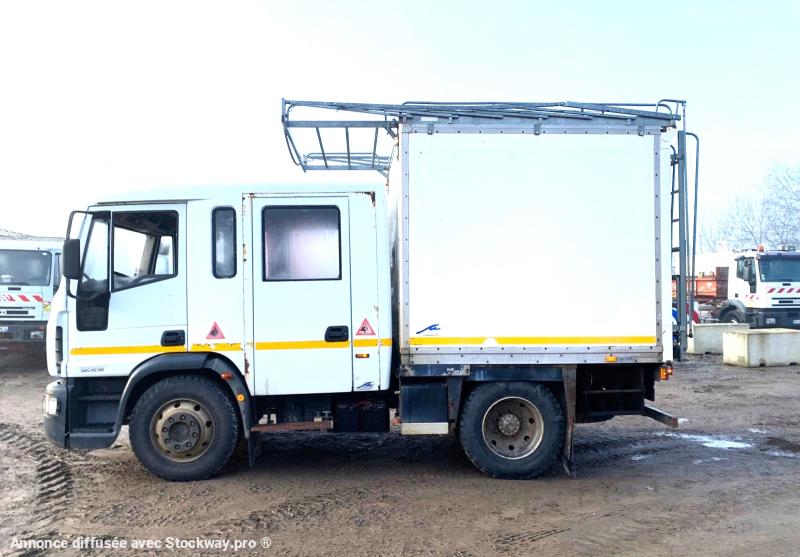Photo IVECO 120E18 DOUBLE CABINE 9 PLACES image 6/11