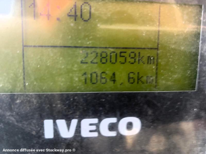 Photo IVECO 120E18 DOUBLE CABINE 9 PLACES image 8/11