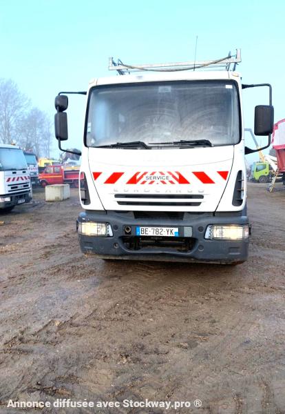 Photo IVECO 120E18 DOUBLE CABINE 9 PLACES image 9/11