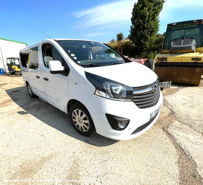 OPEL VIVARO TRANSFORMATION VAN