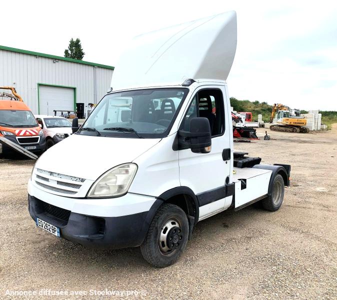 IVECO TRACTEUR ROUTIER 35C18 PR SREM