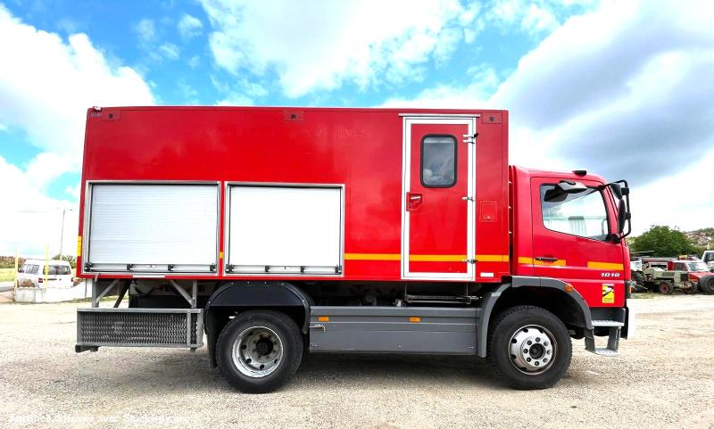 Photo MERCEDES BENZ ATEGO 4X4 BASE DE VIE 6 PLACES image 15/23