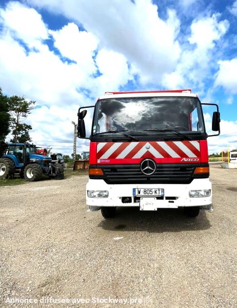Photo MERCEDES BENZ ATEGO 4X4 BASE DE VIE 6 PLACES image 22/23