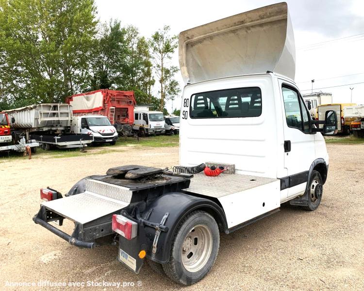 Photo IVECO PORTE SREM 35C18  image 2/9