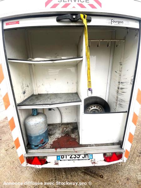 Photo VERENE REMORQUE BASE DE VIE DE CHANTIER  image 7/8