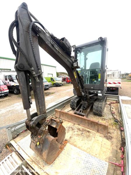 Photo VOLVO EC18D 2 GODETS image 8/8