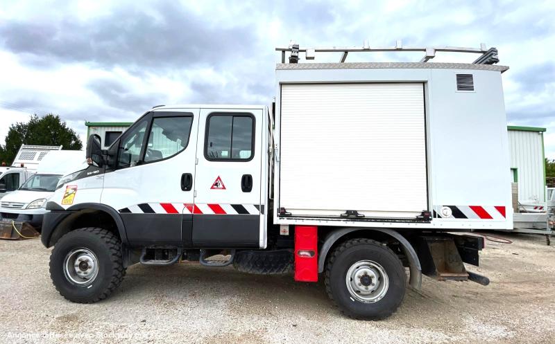 Photo IVECO VASP 4X4 55S18W FOURGON DOUB CAB image 1/11