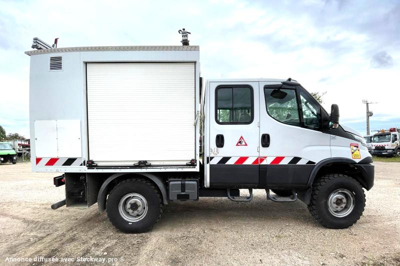 Photo IVECO VASP 4X4 55S18W FOURGON DOUB CAB image 2/11