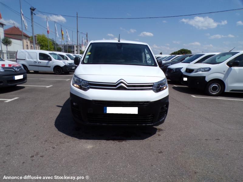 Photo Citroën Berlingo M bluehdi 100 driver image 2/8