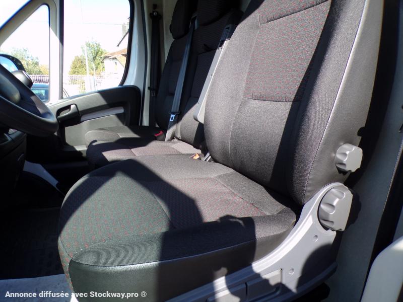 Photo Peugeot Boxer 333 L2H2 PREMIUM image 7/8