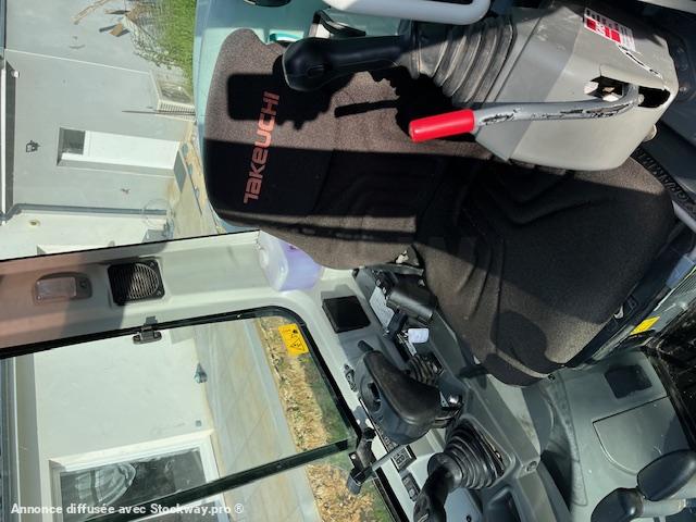 Photo Takeuchi TB225  image 12/16