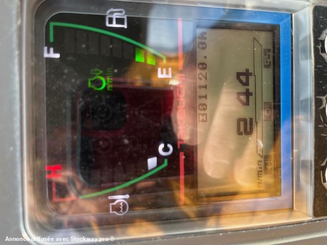 Photo Takeuchi TB225  image 14/16