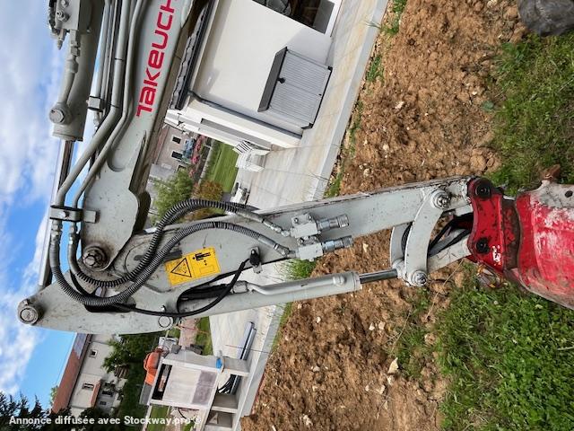 Photo Takeuchi TB225  image 5/16