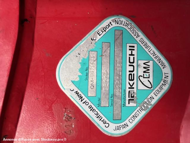 Photo Takeuchi TB225  image 6/16