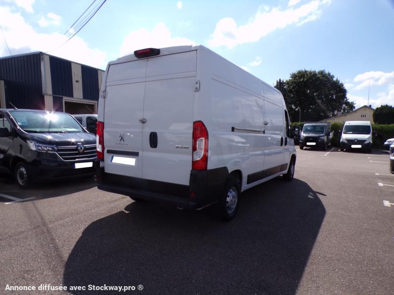 Photo Peugeot Boxer 35 L3H2 BLUEHDI 140 ASPHALT image 4/7