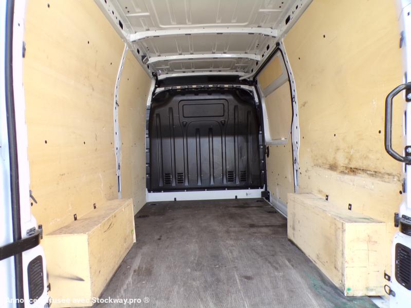 Photo Renault Master F3300 L2H2 DCI 135 GRAND CONFORT image 9/9