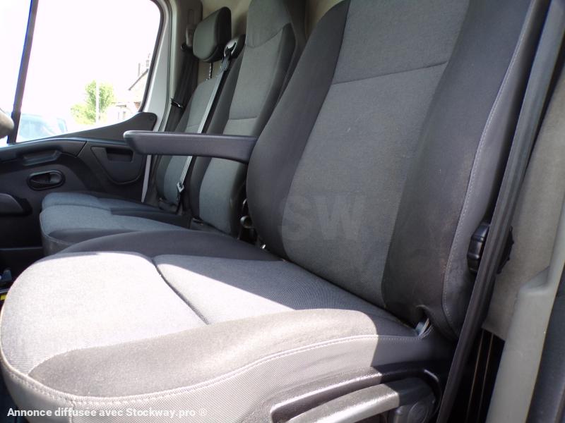 Photo Renault Master F3500 L2H2 DCI 130 grand confort image 10/11