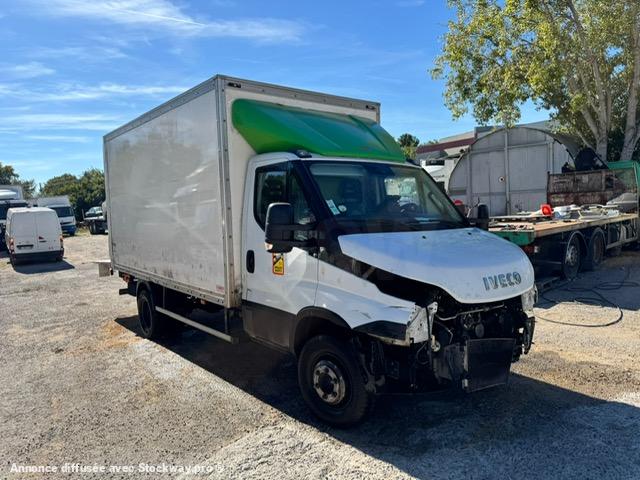 Photo Iveco 70C180 CAISSE HAYON  image 3/12
