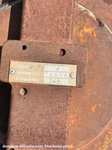 Photo Renault MIDLUM 210 CITERNE MERCERON 11000 L 4 COMPARTIMENTS  image 10/15