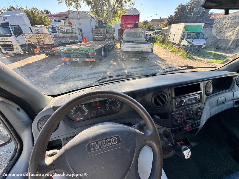Photo Iveco Daily 35C12 image 11/12