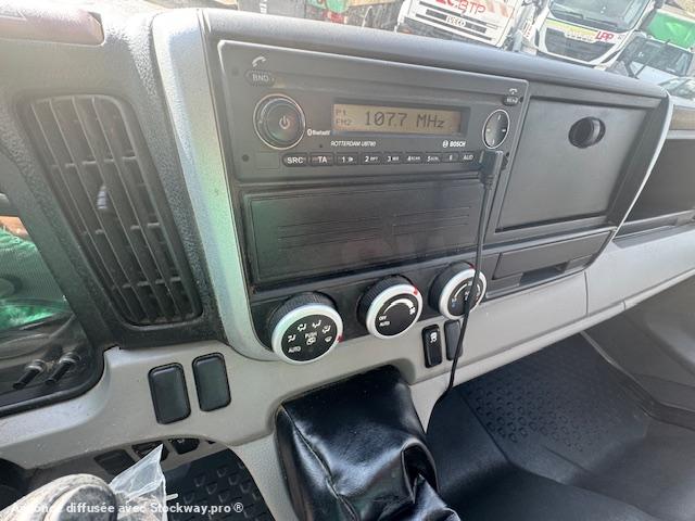 Photo Mitsubishi Fuso CANTER 35C13 BENNE ARRIERE  image 8/13