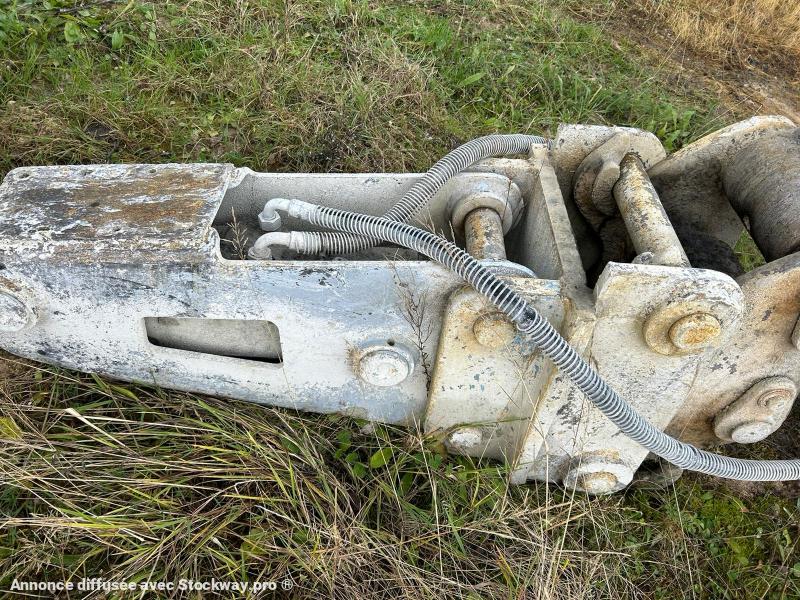 Photo Marteau hydraulique pelle de 11 tonnes  image 3/21