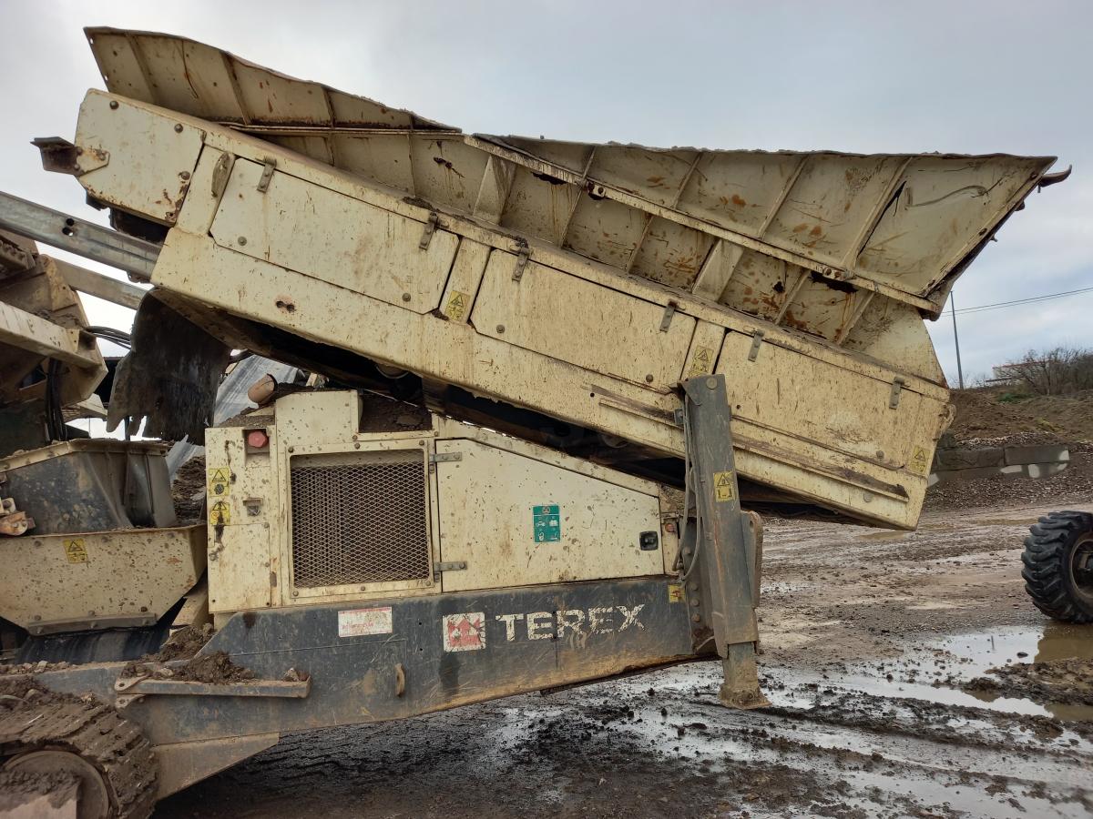 Crushing/recycling Terex 883
