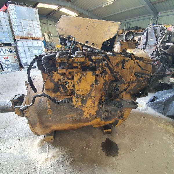 Tombereau Caterpillar 769D