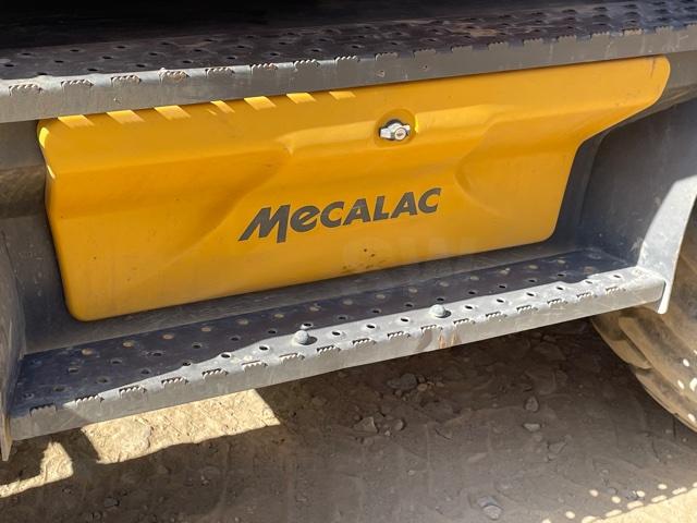 Excavadora Mecalac 15 MWR
